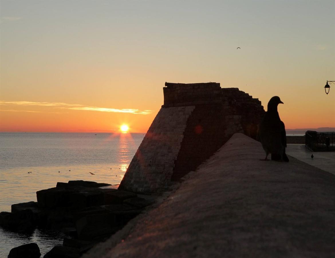 La Casetta Di Porzia Monopoli Bagian luar foto